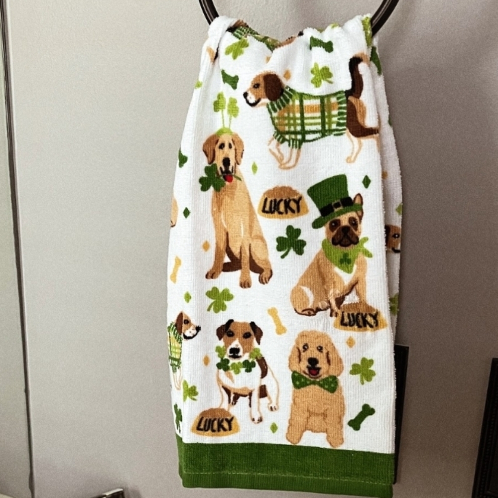 Hobby Lobby Dog Pattern Towel - White and Green